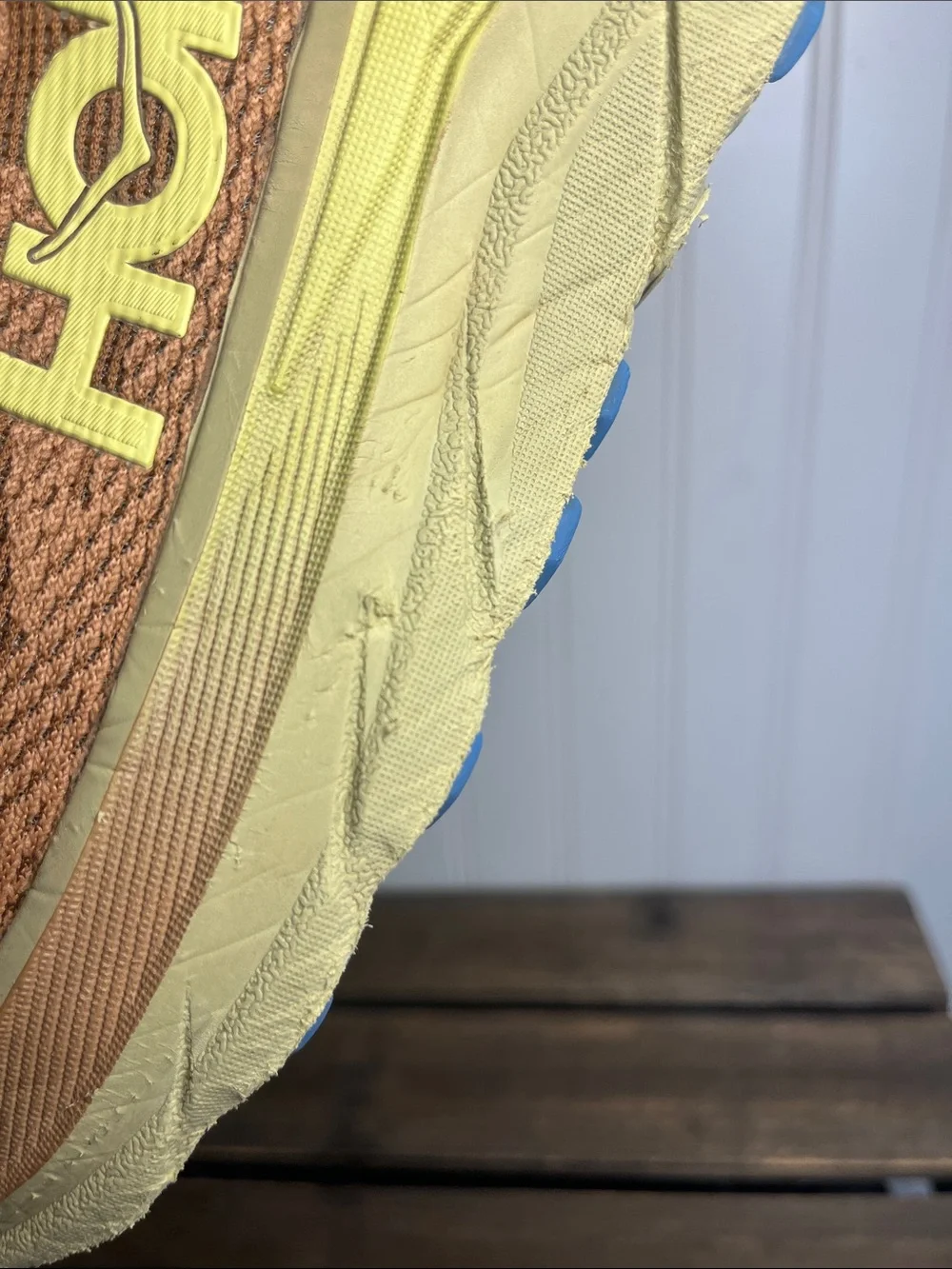 Hoka Men's Challenger 8 Maple Cardamom Trail Running Shoe Sneakers